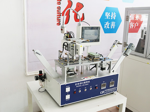 What are the advantages of automatic soldering machine